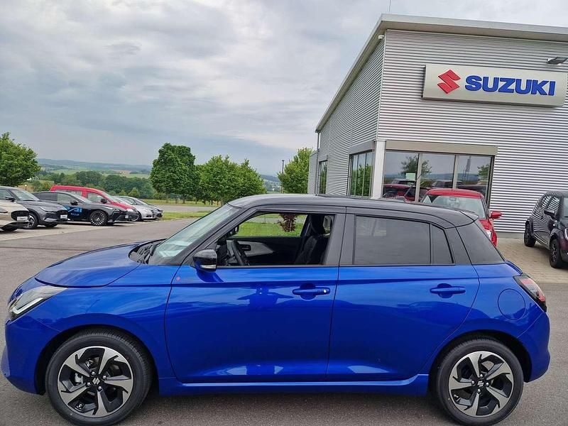 Gebraucht Suzuki Swift Comfort+ 83 PS (61 kW) 2025 Frontier blue/superblack Kleinwagen