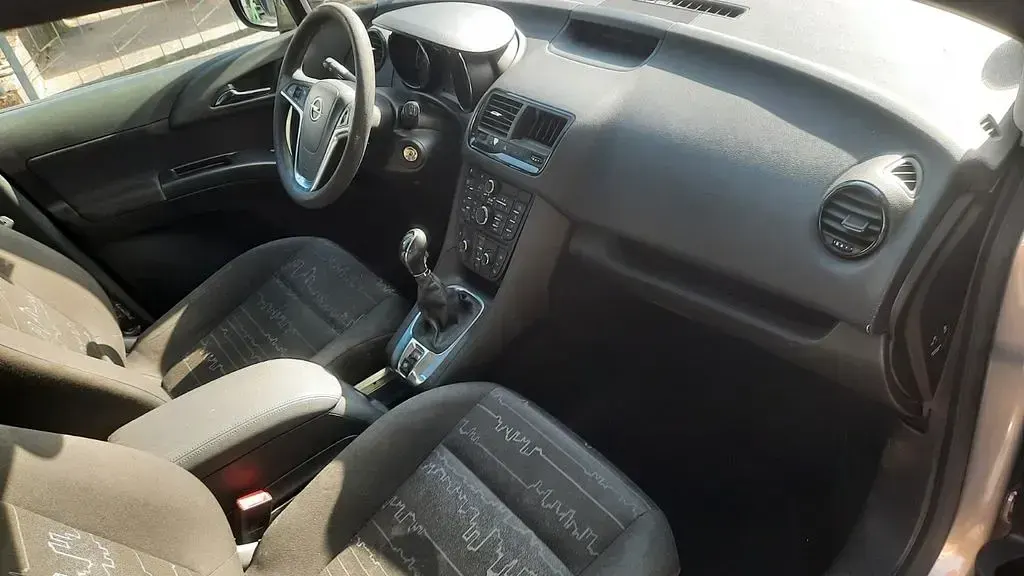 Gebraucht Opel Meriva 101 PS (74 kW) 2011 Braun Van / Kleinbus