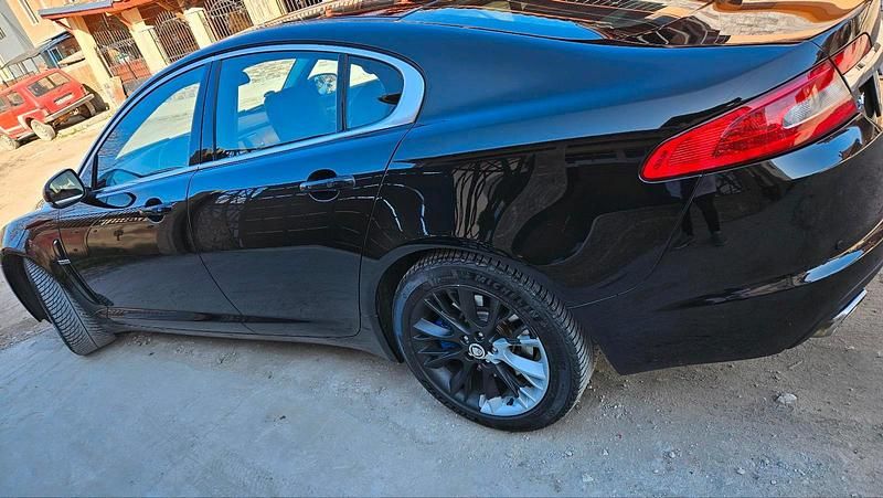 Gebraucht Jaguar XF Luxury 280 PS (205 kW) 2010 Schwarz Limousine