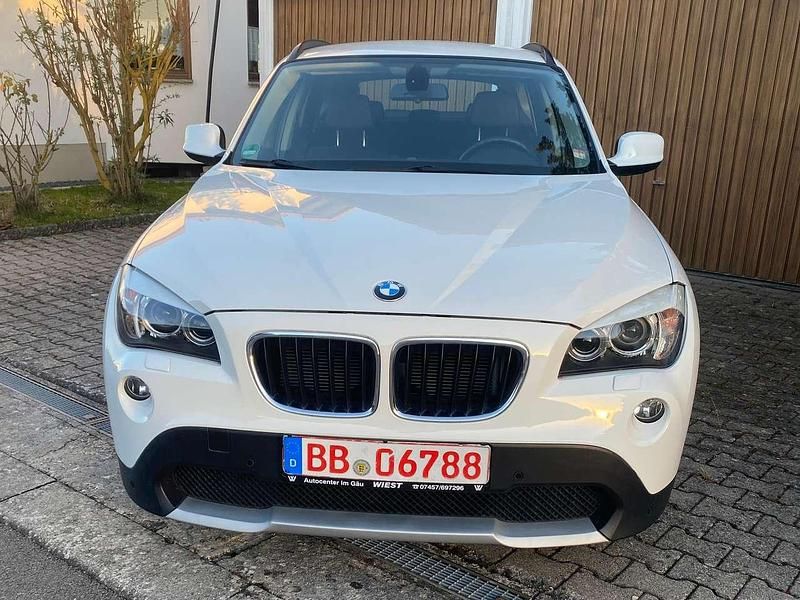 Gebraucht BMW X1 150 PS (110 kW) 2010 Alpinweiß iii SUV