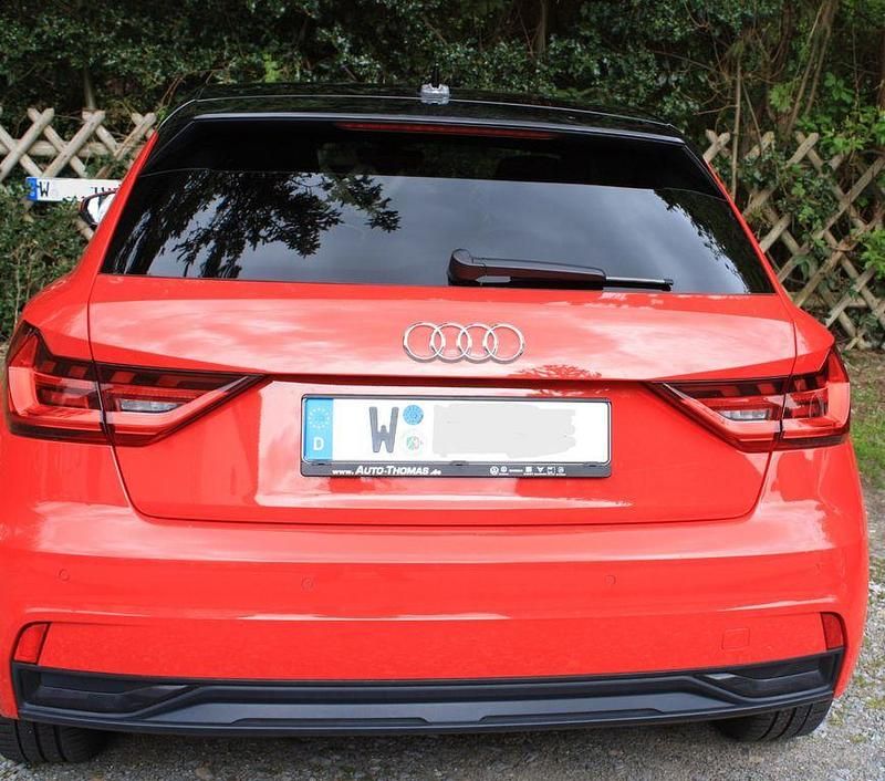Gebraucht Audi A1 Sportback Advanced 110 PS (80 kW) 2022 Rot Kleinwagen