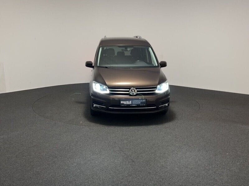 Gebraucht VW Caddy Highline 150 PS (110 kW) 2016 Braun Van / Kleinbus