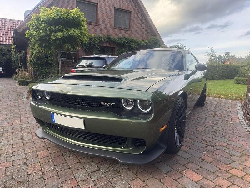 Grün Gebraucht 2019 Dodge Challenger Coupé | 34.500 € (Superpreis) - Bild 1/4