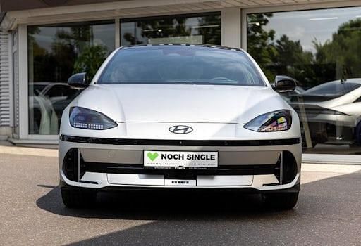 Gebraucht Hyundai Ioniq 6 Techniq 239 kW (325 PS) 2023 Gravity gold matt Limousine