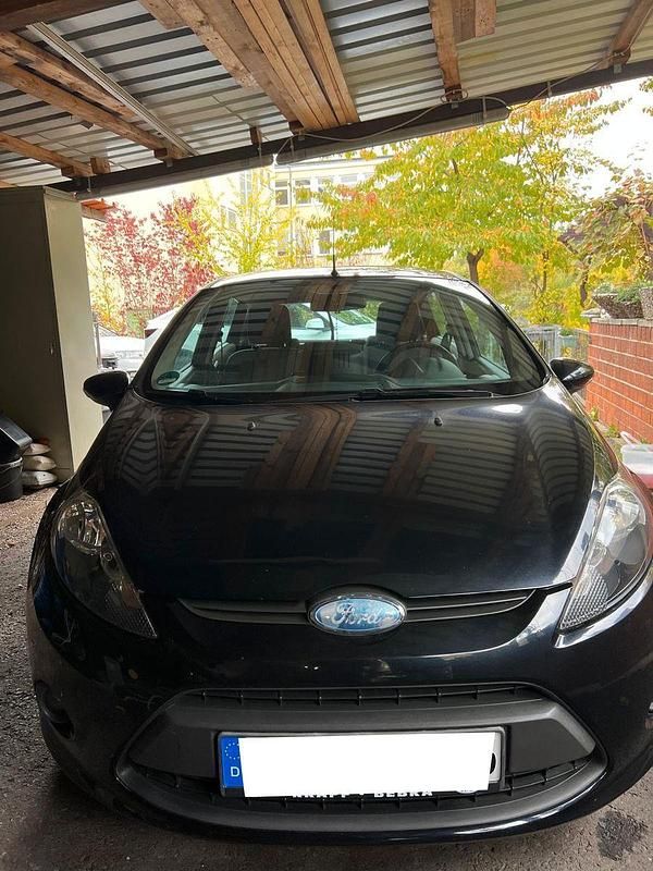 Schwarz Gebraucht 2009 Ford Fiesta Kleinwagen | 2.600 € (Guter Preis) - Bild 1/4
