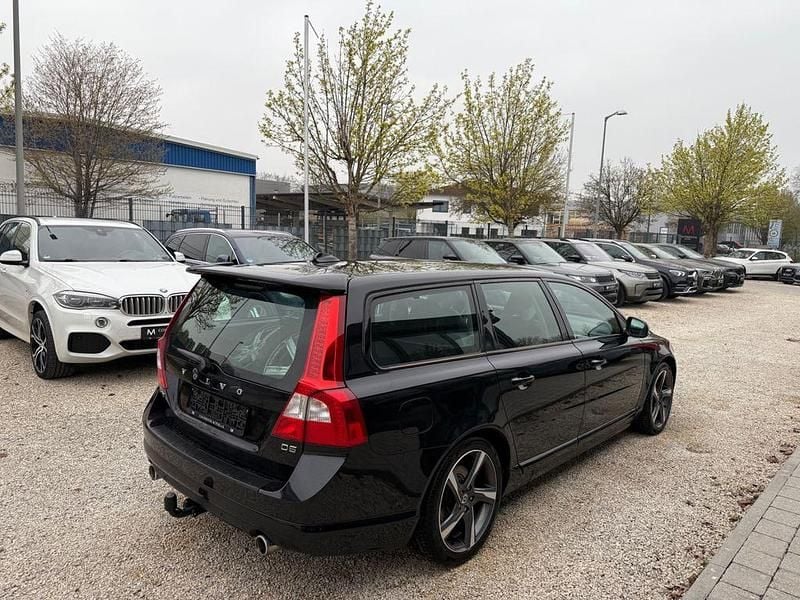 Gebraucht Volvo V70 R-Design 215 PS (158 kW) 2012 Schwarz Kombi