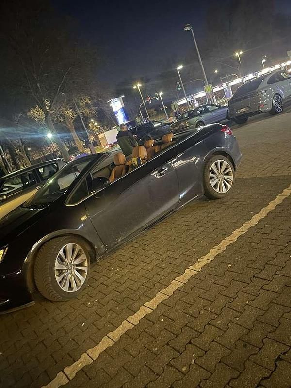 Gebraucht Opel Cascada Edition 194 PS (142 kW) 2014 Cabrio