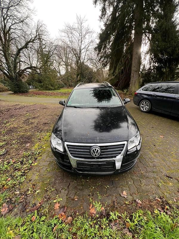 Gebraucht VW Passat 140 PS (102 kW) 2005 Schwarz Kombi