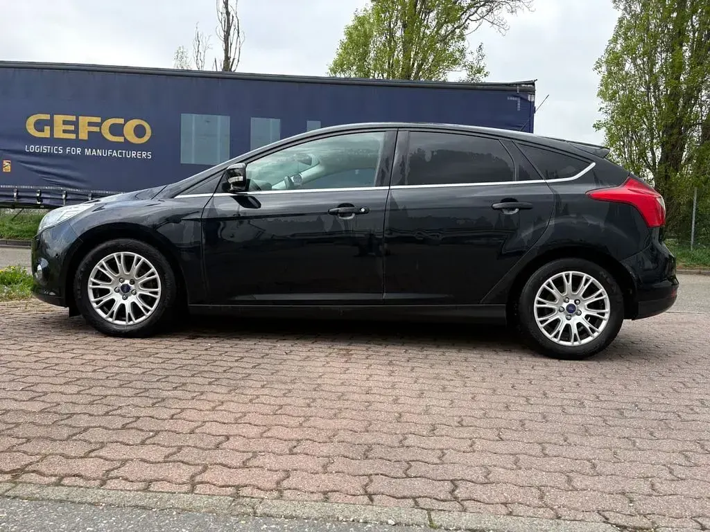 Gebraucht Ford Focus Titanium 150 PS (110 kW) 2012 Schwarz Limousine