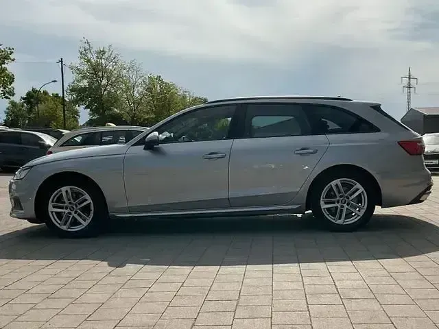 Gebraucht Audi A4 Advanced 150 PS (110 kW) 2022 Silber Limousine