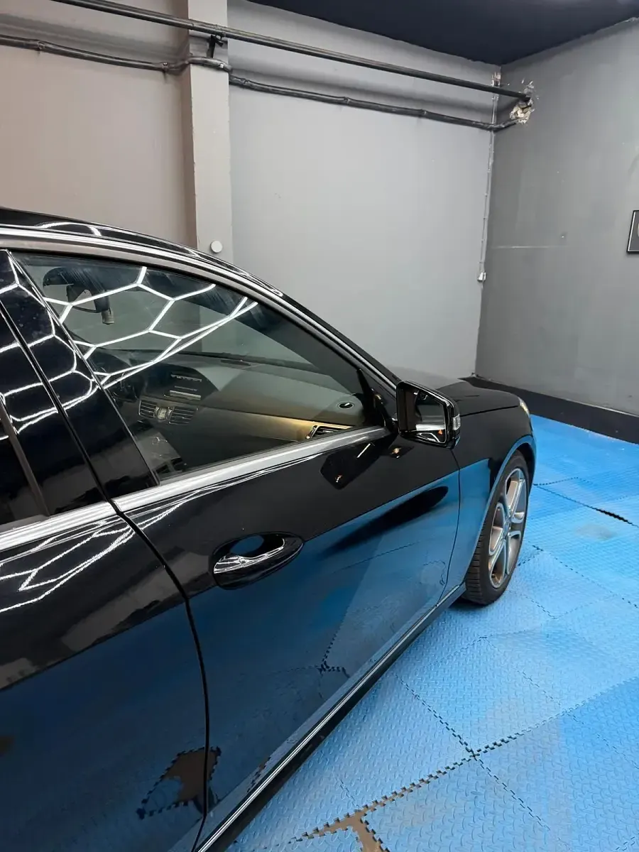 Gebraucht Mercedes E350 258 PS (189 kW) 2014 Schwarz Limousine