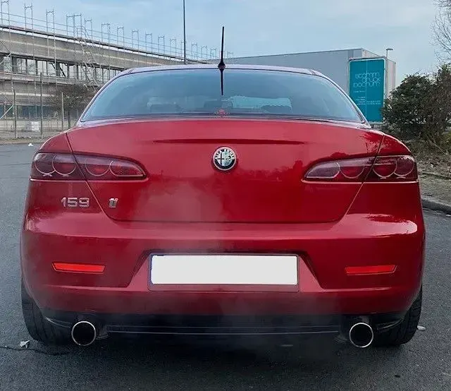 Gebraucht Alfa Romeo 159 Ti 260 PS (191 kW) 2012 Rot Limousine