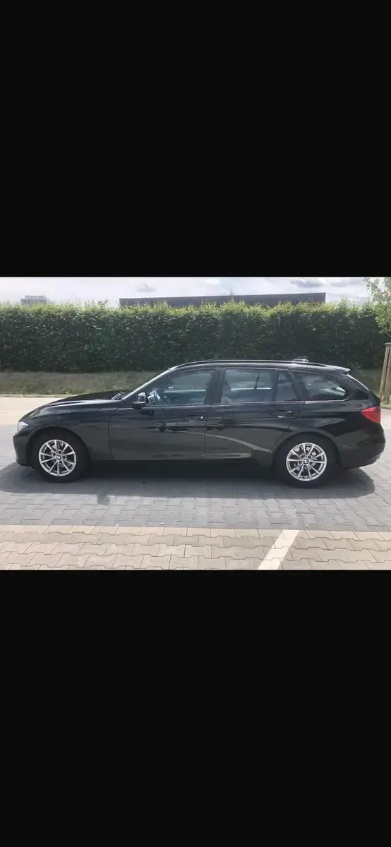 Gebraucht BMW 320 184 PS (135 kW) 2012 Schwarz Kombi