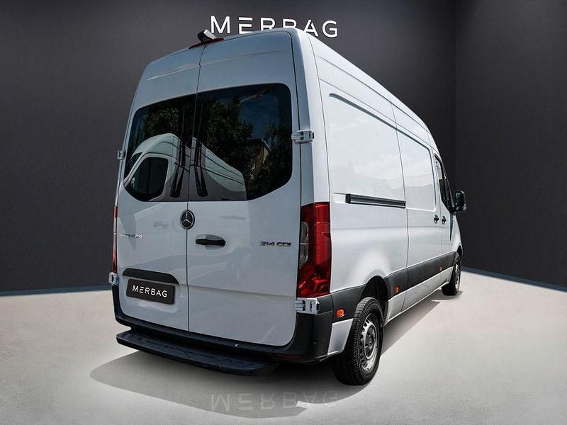Gebraucht Mercedes Sprinter 143 PS (105 kW) 2020 Arktikweiß Van