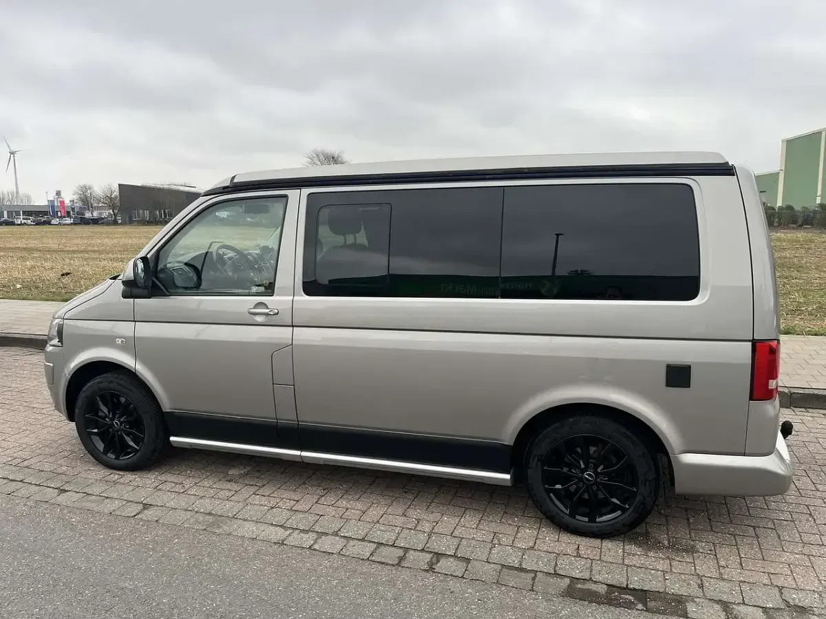 Gebraucht VW T5 Beach 179 PS (131 kW) 2014 Beige Van