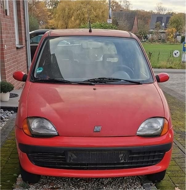 Rot Gebraucht 1998 Fiat Seicento Kleinwagen | 279 € (Guter Preis) - Bild 1/4
