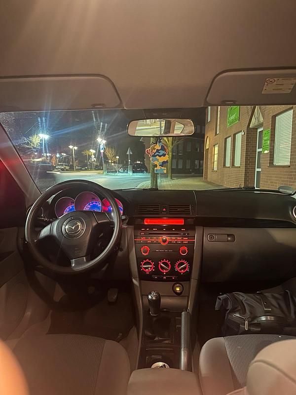 Gebraucht Mazda 3 84 PS (61 kW) 2007 Grau Limousine