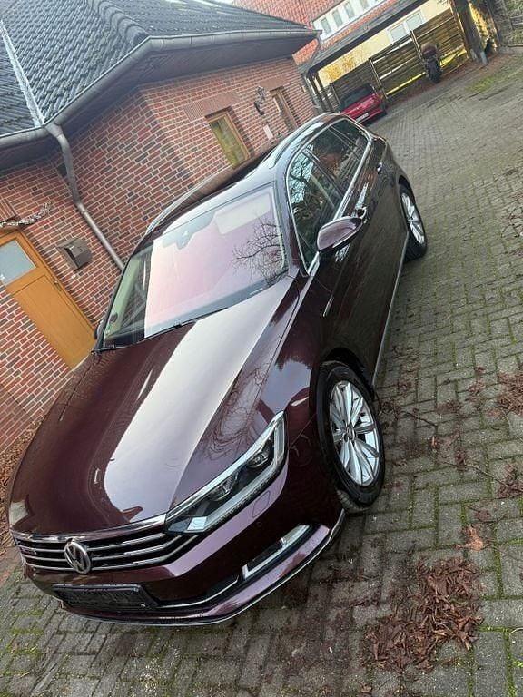 Gebraucht VW Passat Highline 239 PS (175 kW) 2017 Rot Kombi