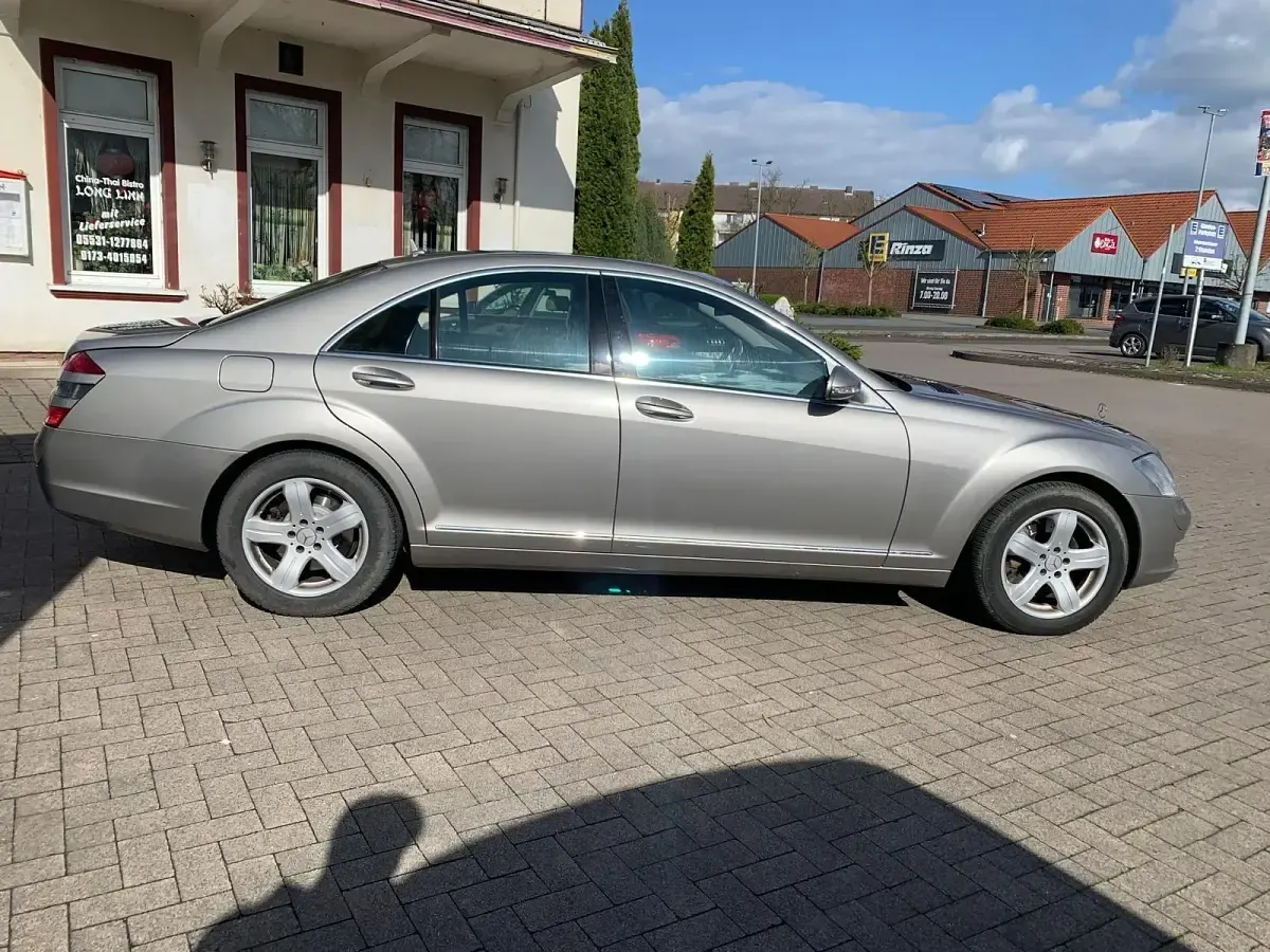 Gebraucht Mercedes S420 320 PS (235 kW) 2007 Silber Limousine