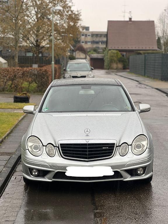 Gebraucht Mercedes E320 Avantgarde 224 PS (164 kW) 2006 Silber Limousine