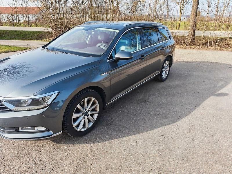 Gebraucht VW Passat Highline 190 PS (139 kW) 2015 Limousine
