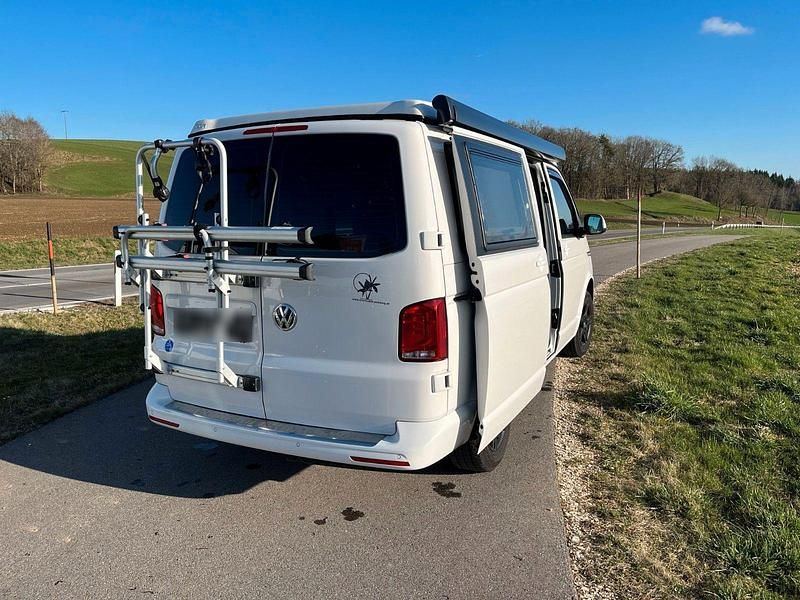Gebraucht VW California Beach 150 PS (110 kW) 2021 Weiß Van