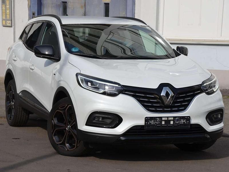 Gebraucht Renault Kadjar Black Edition 158 PS (116 kW) 2021 Weiss "nacre" SUV