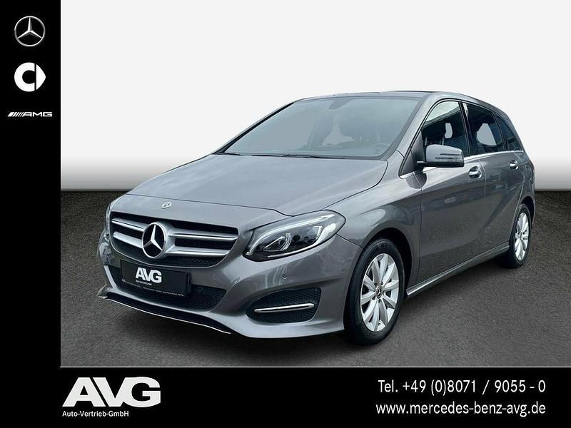 Grau Gebraucht 2017 Mercedes B180 Business Van / Kleinbus | 16.800 € (Etwas zu teuer) - Bild 1/4