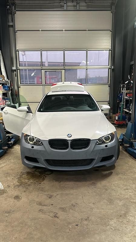 Gebraucht BMW 335 M Performance 306 PS (225 kW) 2007 Weiß Coupé