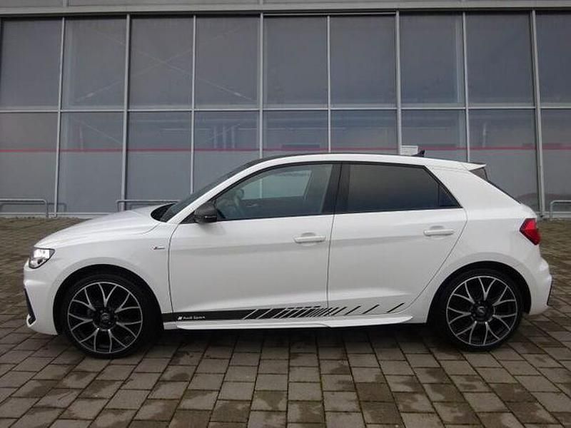 Andere Gebraucht 2023 Audi A1 Comfort Kleinwagen | 23.650 € (Etwas zu teuer) - Bild 1/4