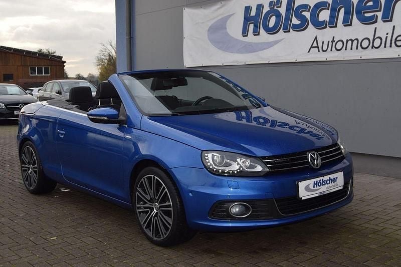 Blau Gebraucht 2014 VW Eos Cup Cabrio | 12.950 € (Fairer Preis) - Bild 1/4