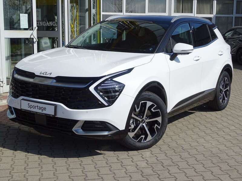Deluxe weiß Neu 2024 Kia Sportage 4 SUV | 38.990 € (Etwas zu teuer) - Bild 1/4
