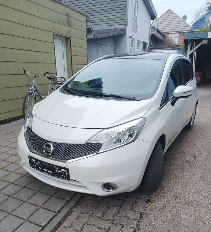 Gebraucht Nissan Note Acenta 80 PS (58 kW) 2013 Weiß Kleinwagen