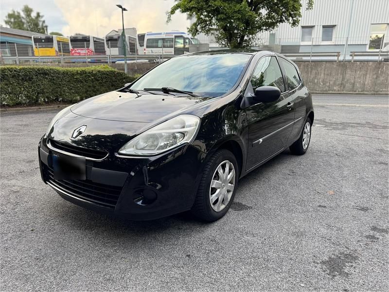 Gebraucht Renault Clio IV 75 PS (55 kW) 2012 Schwarz Kleinwagen
