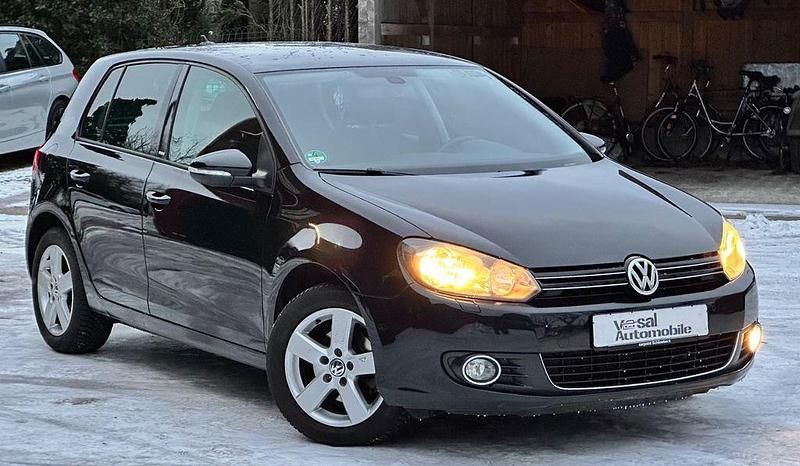 Gebraucht VW Golf VII Style 105 PS (77 kW) 2012 Limousine