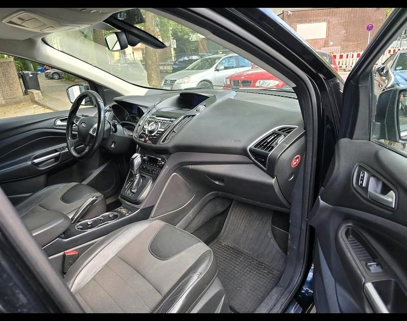 Gebraucht Ford Kuga 2013 Schwarz SUV