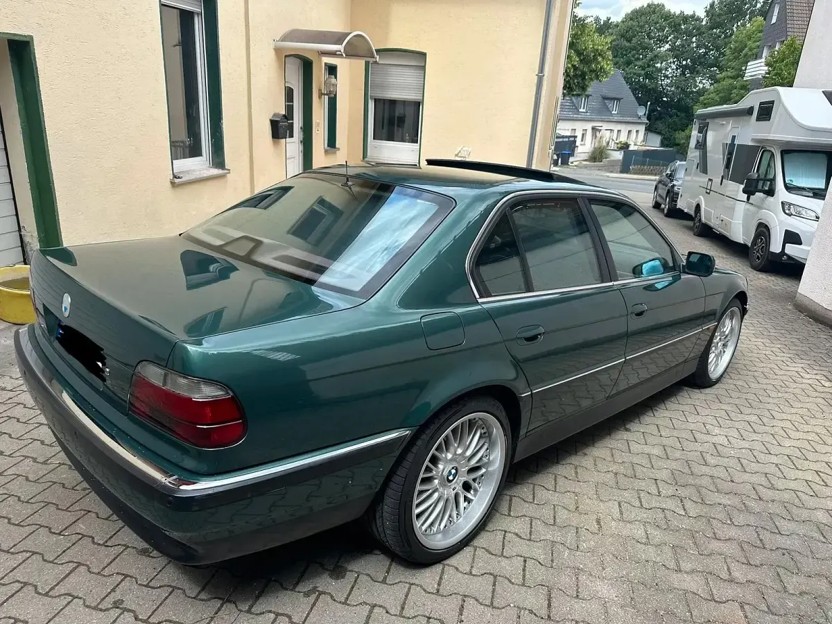 Gebraucht BMW 740 286 PS (210 kW) 1997 Grün Limousine
