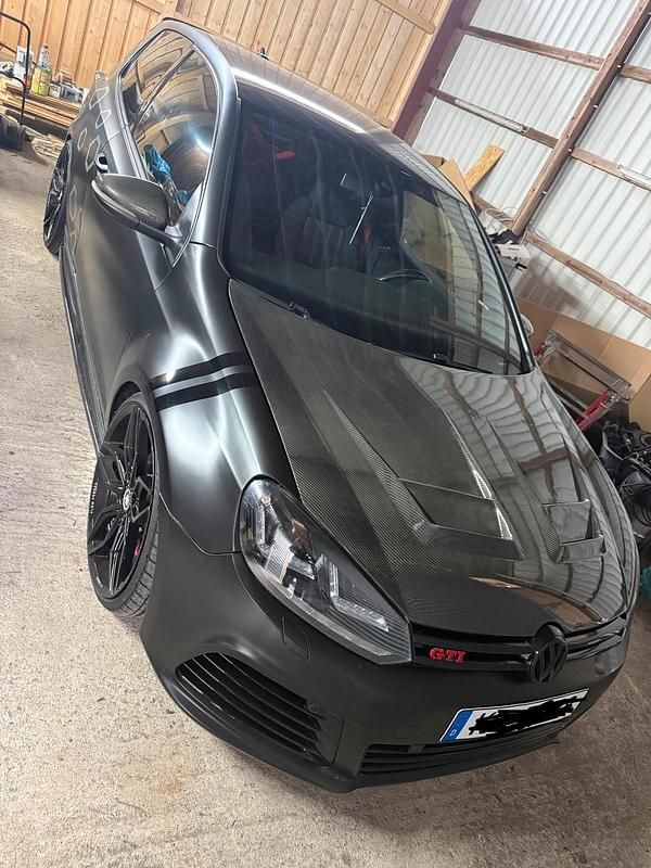 Schwarz Gebraucht 2010 VW Golf VI GTI Kleinwagen | 11.000 € - Bild 1/4