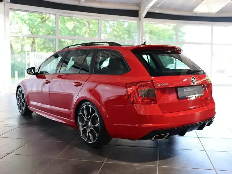 Gebraucht Skoda Octavia RS 220 PS (161 kW) 2015 Rot Kombi