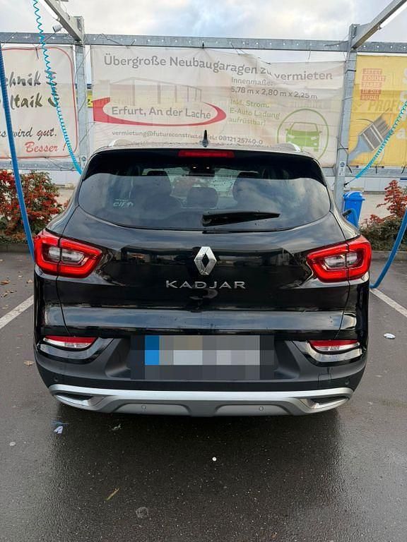 Gebraucht Renault Kadjar LIMITED 140 PS (102 kW) 2019 Schwarz SUV