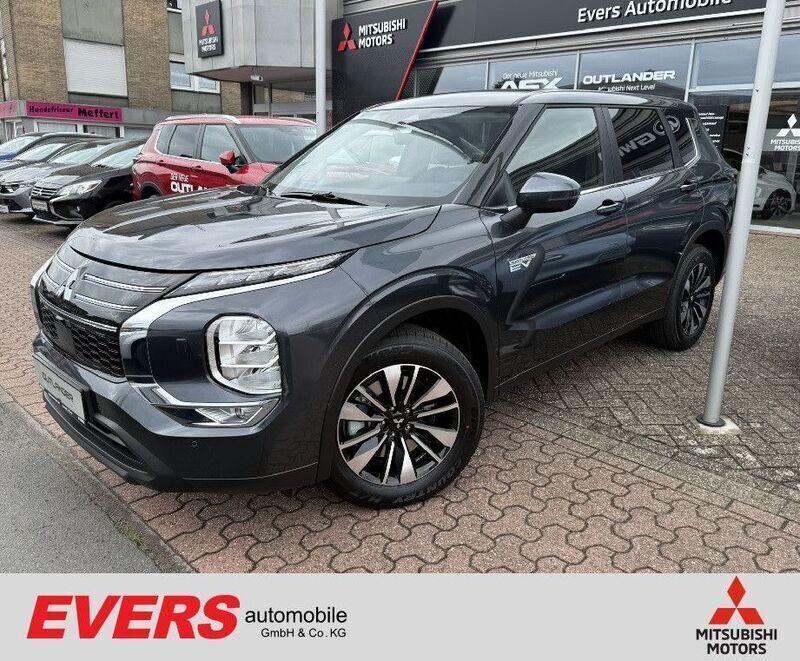 Basaltgrau Neu 2025 Mitsubishi Outlander P-HEV Plus SUV | 46.950 € (Superpreis) - Bild 1/4