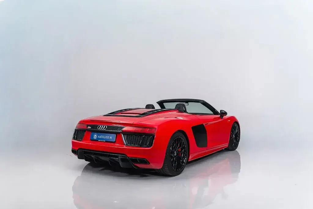 Gebraucht Audi R8 Spyder Sport 540 PS (397 kW) 2018 Tango red metallic Cabrio