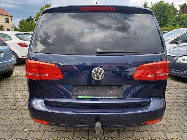 Gebraucht VW Touran Cup 105 PS (77 kW) 2015 Night blue Van / Kleinbus