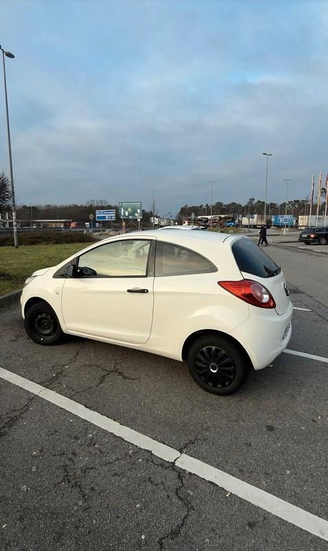 Gebraucht Ford Ka 69 PS (50 kW) 2010 Weiß Kleinwagen