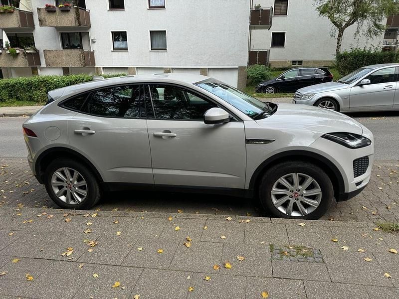 Gebraucht Jaguar E-Pace R-Dynamic 250 PS (183 kW) 2019 Grau SUV