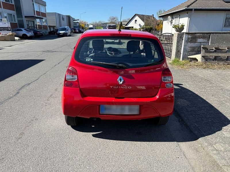 Gebraucht Renault Twingo 58 PS (42 kW) 2011 Rot Kleinwagen