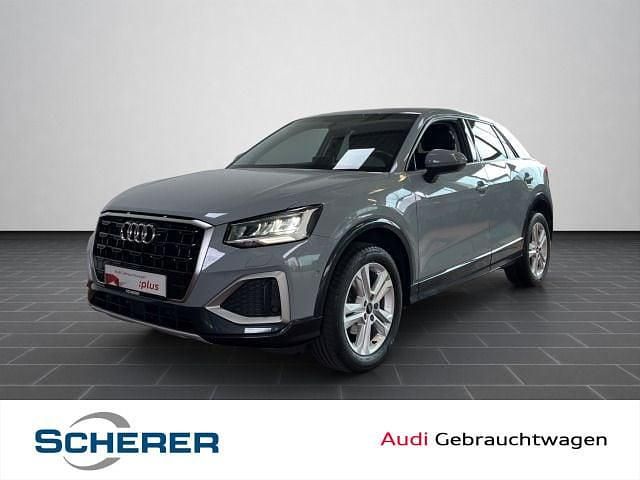 Gebraucht Audi Q2 Ambiente 150 PS (110 kW) 2021 Pfeilgrau perleffekt SUV