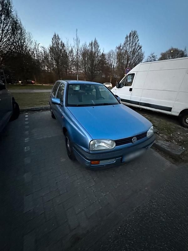 Gebraucht VW Golf III 95 PS (69 kW) 1994 Blau Kleinwagen