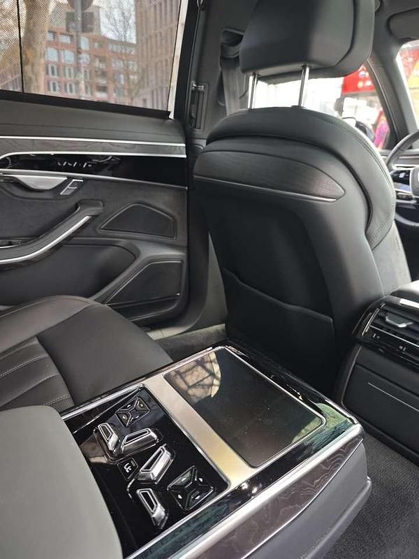 Gebraucht Audi A8L Comfort 340 PS (250 kW) 2023 Schwarz Limousine