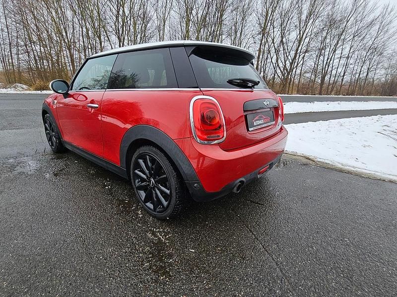 Gebraucht Mini Cooper 136 PS (100 kW) 2016 Rot Kleinwagen